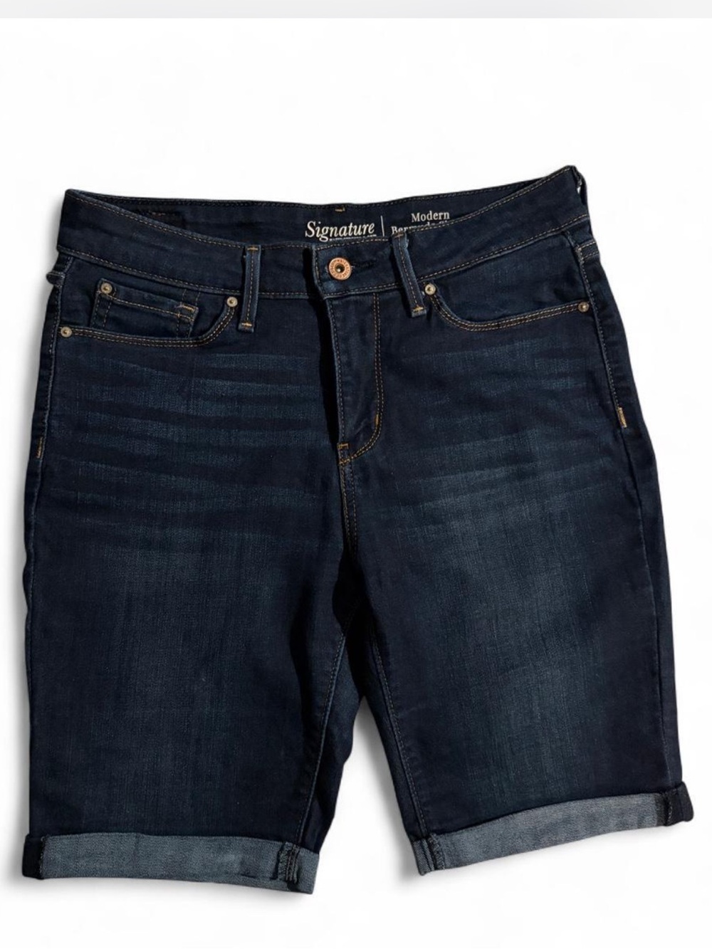 Levi Strauss Signature Gold Women's Mid-Rise Bermuda Shorts Size 6 - W28